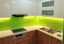 Thi Công Kính Bếp Bình Thạnh giá rẻ