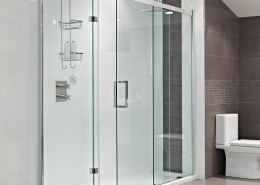 Vách Kính Phòng Tắm – 10 Mẫu Đẹp Sang Trọng Cho Nhà Phố Hiện Đại