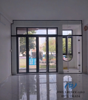 Cửa Nhôm kính (mẫu 24)