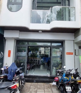 Kính ban công (Mẫu 29)